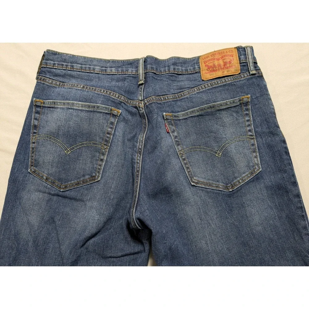 LEVIS 541‎ ATHLETIC TAPER Men 36 (Actual 38x31) Stretch Denim Jeans